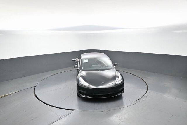 2019 Tesla Model 3 Mid Range