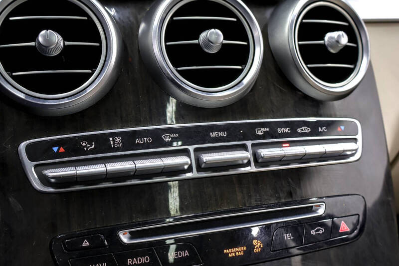 2019 Mercedes-Benz GLC GLC 300