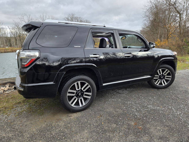 2015 Toyota 4Runner Limited photo 10