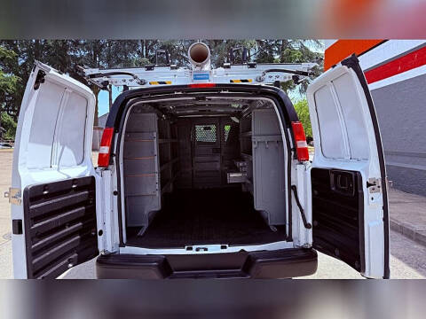 2018 Chevrolet Express 2500