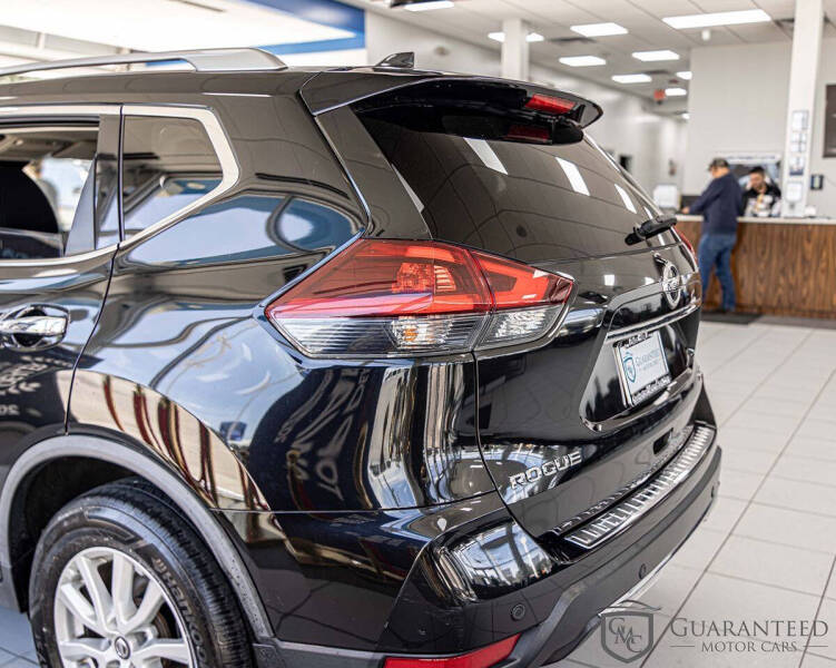 2020 Nissan Rogue SV