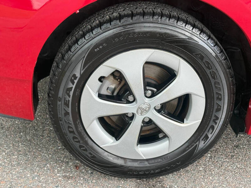 2012 Toyota Prius Two