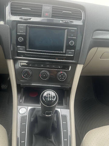 2020 Volkswagen Golf TSI