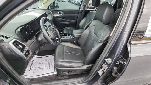 2023 Kia Sorento SX