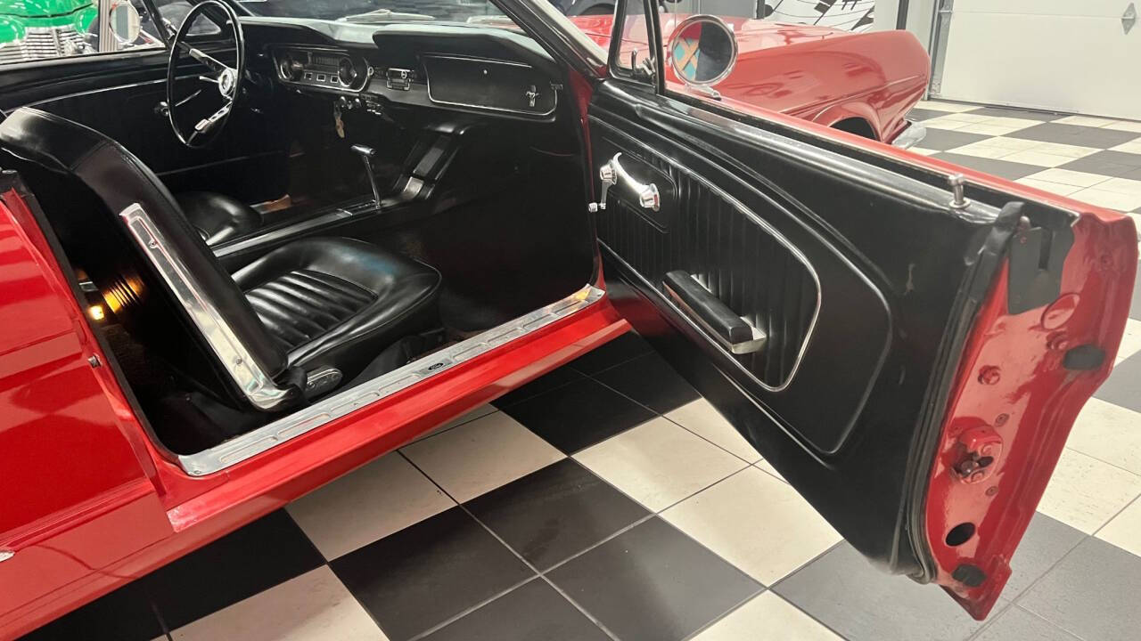 1965 Ford Mustang 13