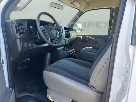 2023 GMC Savana 2500