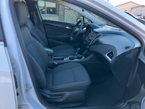 2017 Chevrolet Cruze LT Auto