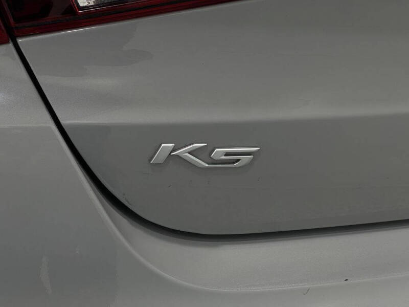 2022 Kia K5