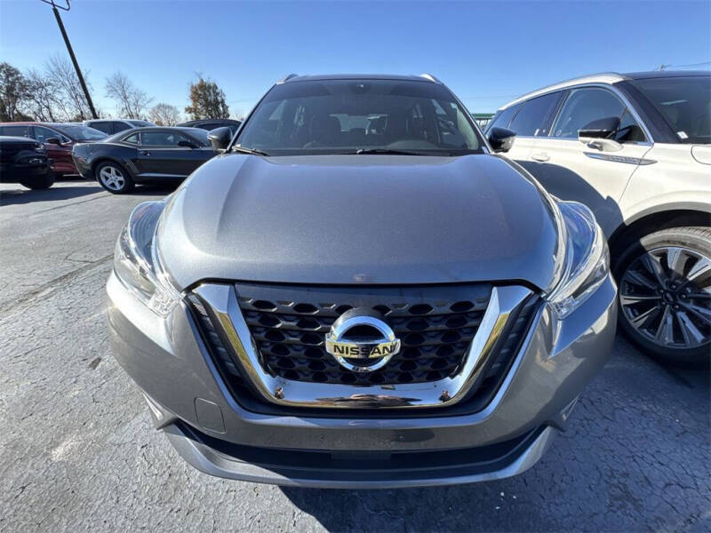 2020 Nissan Kicks SR