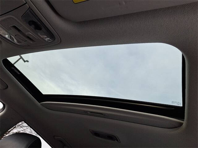 2022 Kia Niro Touring Special Edition