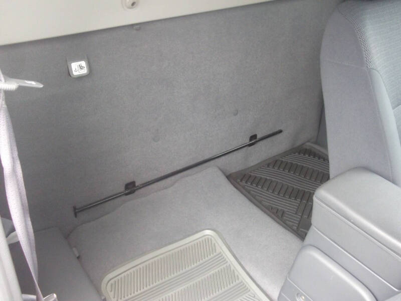 2004 Nissan Frontier XE