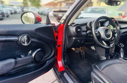 2019 MINI Hardtop 2 Door Cooper