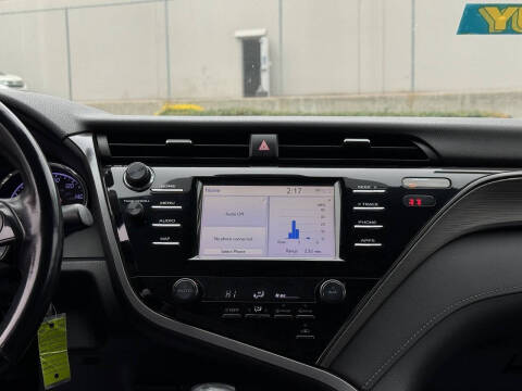 2019 Toyota Camry SE