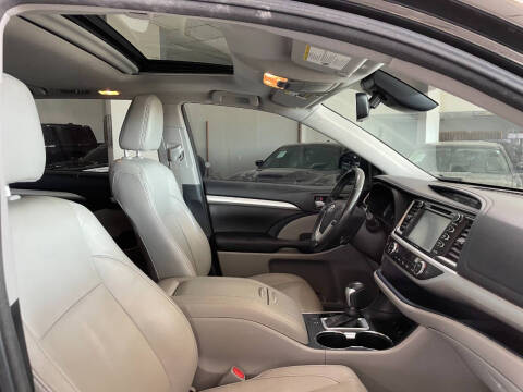 2017 Toyota Highlander XLE