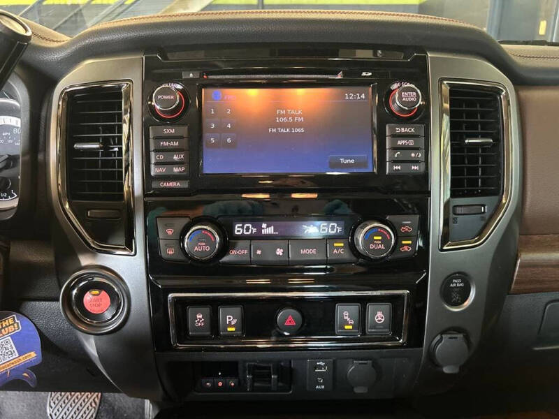 2017 Nissan Titan Platinum Reserve