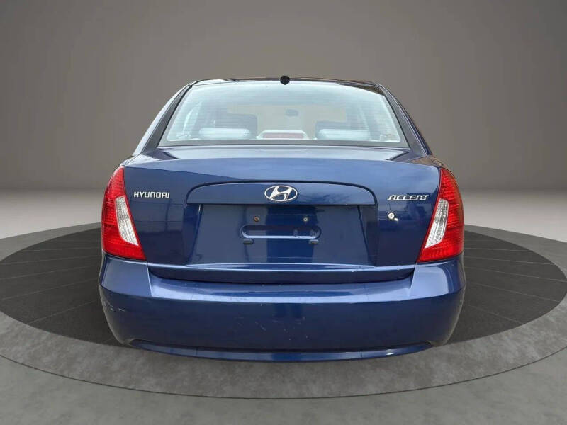 2010 Hyundai Accent GLS