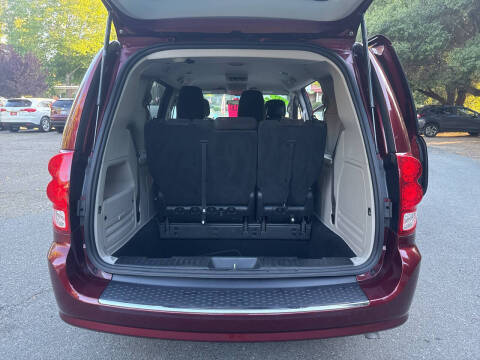 2017 Dodge Grand Caravan SE