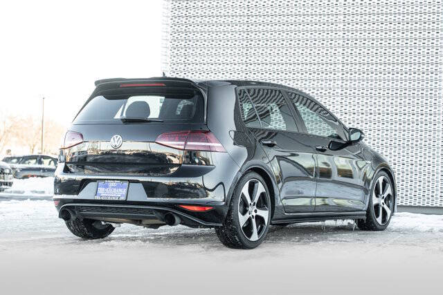 2017 Volkswagen Golf GTI S