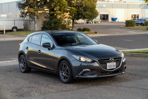 2016 Mazda MAZDA3 i Sport
