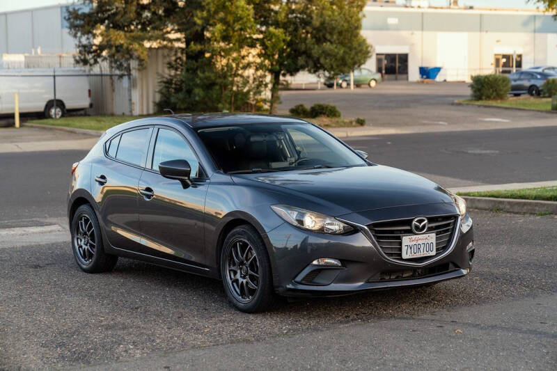 2016 Mazda MAZDA3 i Sport