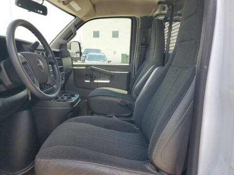 2023 GMC Savana 2500