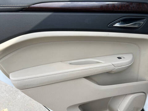 2011 Cadillac SRX Luxury Collection