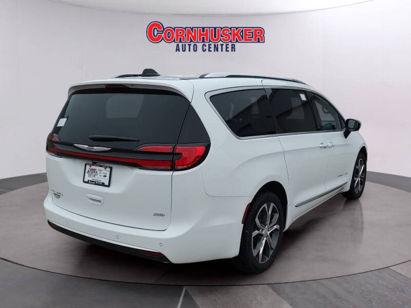 2026 Chrysler Pacifica Pinnacle