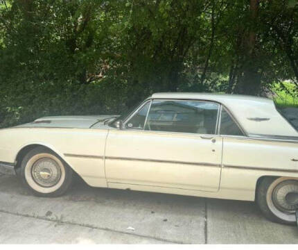 1962 Ford Thunderbird