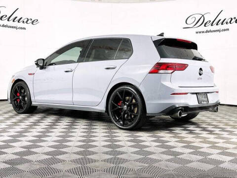 2024 Volkswagen Golf GTI 380 SE