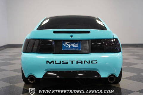 2004 Ford Mustang GT Deluxe