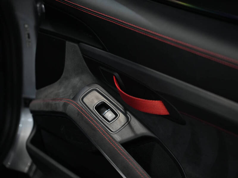 2016 Porsche Cayman GT4