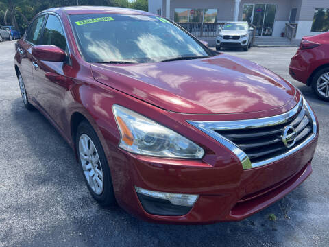 2014 Nissan Altima for sale at The Car Connection Inc. in Palm Bay FL