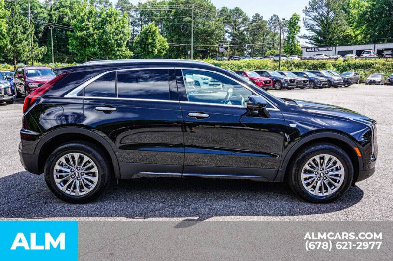 2025 Cadillac XT4 Premium Luxury