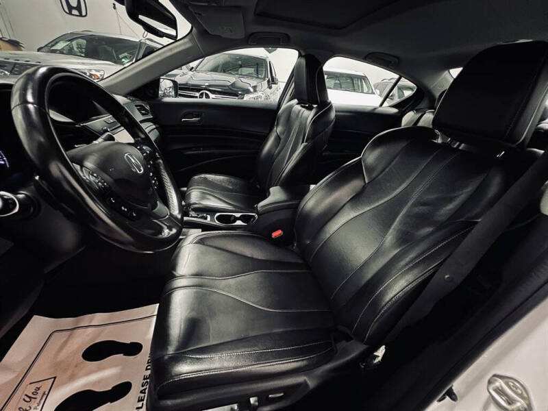 2020 Acura ILX w/Premium