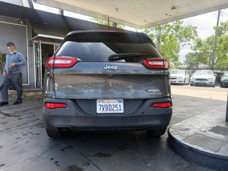 2016 Jeep Cherokee Latitude
