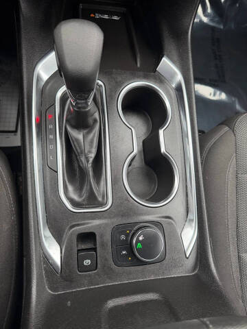 2022 Chevrolet Traverse LT