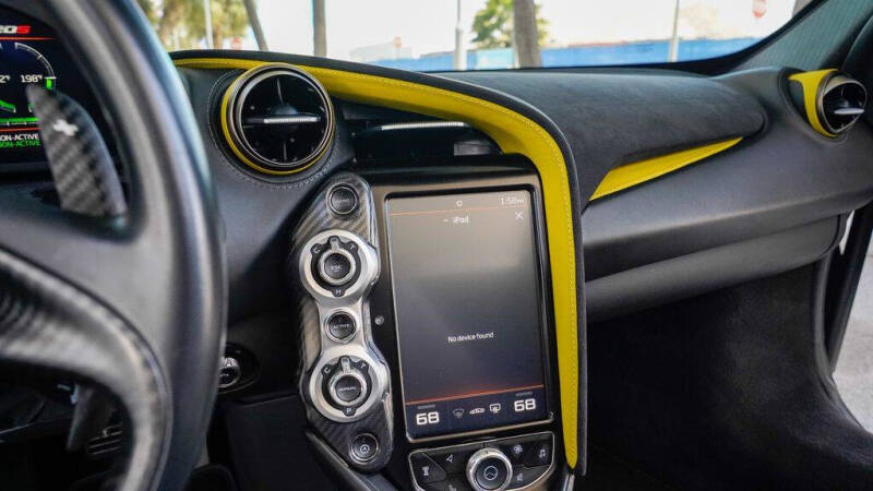 2021 McLaren 720S Spider Performance