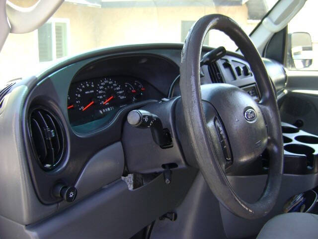 2006 Ford E-Series E-250