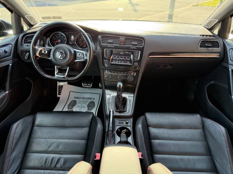 2015 Volkswagen Golf GTI Autobahn