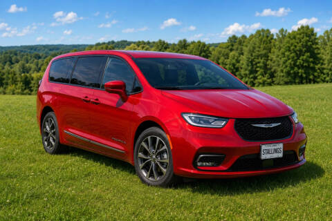 2027 Chrysler Pacifica Select