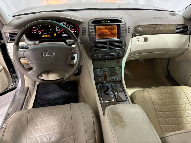 2002 Lexus LS 430