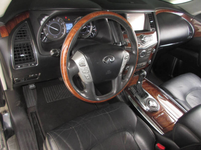 2015 Infiniti QX80