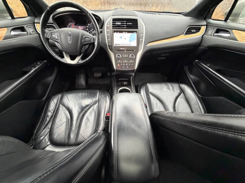 2016 Lincoln MKC Select