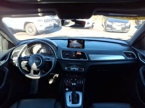 2016 Audi Q3 2.0T quattro Premium Plus