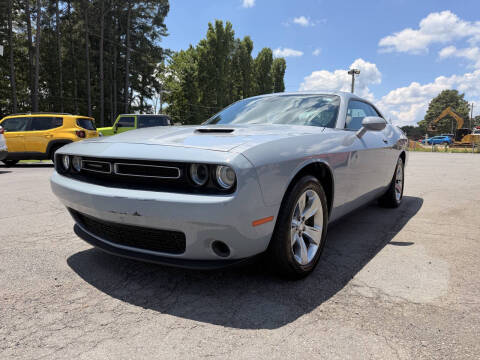 2021 Dodge Challenger SXT