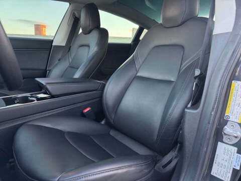 2019 Tesla Model 3 Mid Range