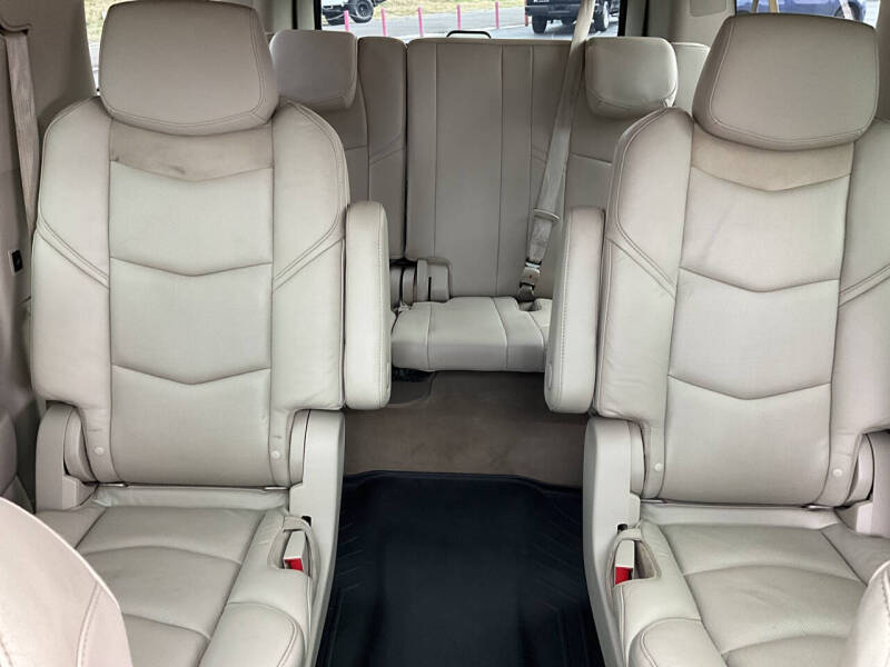 2017 Cadillac Escalade ESV Premium Luxury