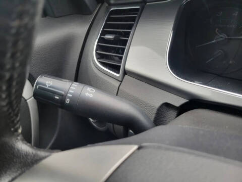 2017 Ford Taurus SEL