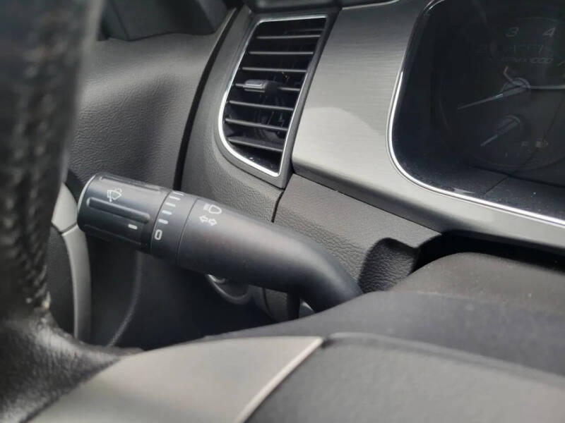 2017 Ford Taurus SEL