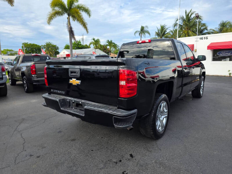 2018 Chevrolet Silverado 1500 Custom